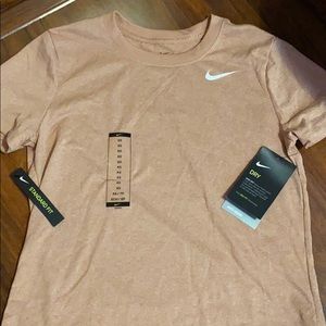 Nike Women dri-fit tee NWT (Peach/light orange)